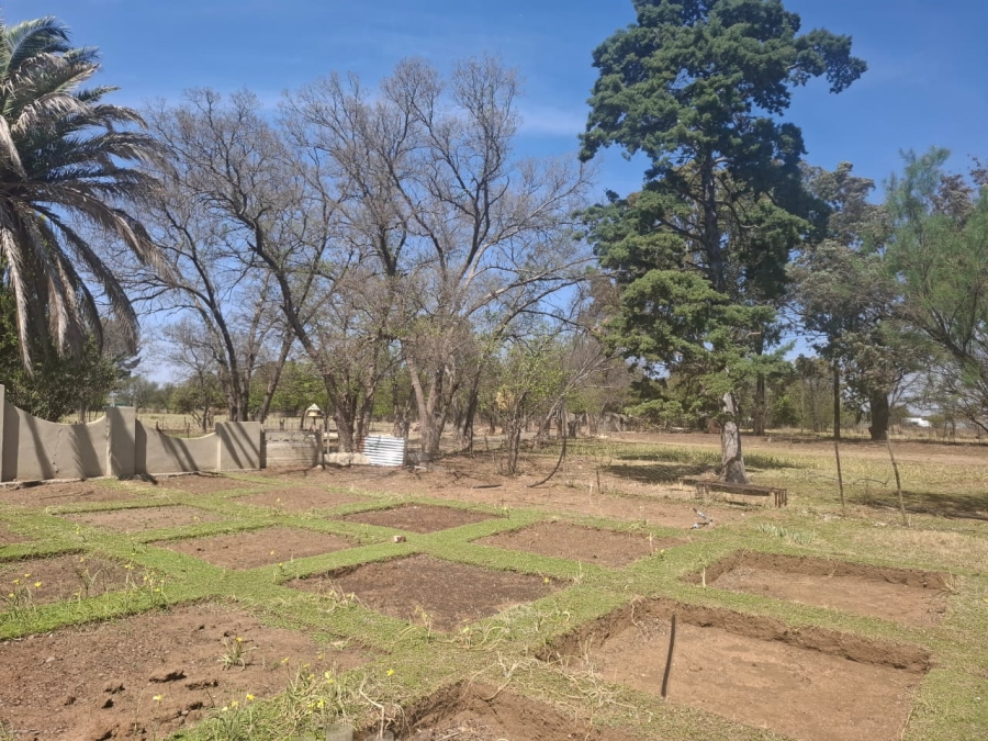 Commercial Property for Sale in Roodewal Free State